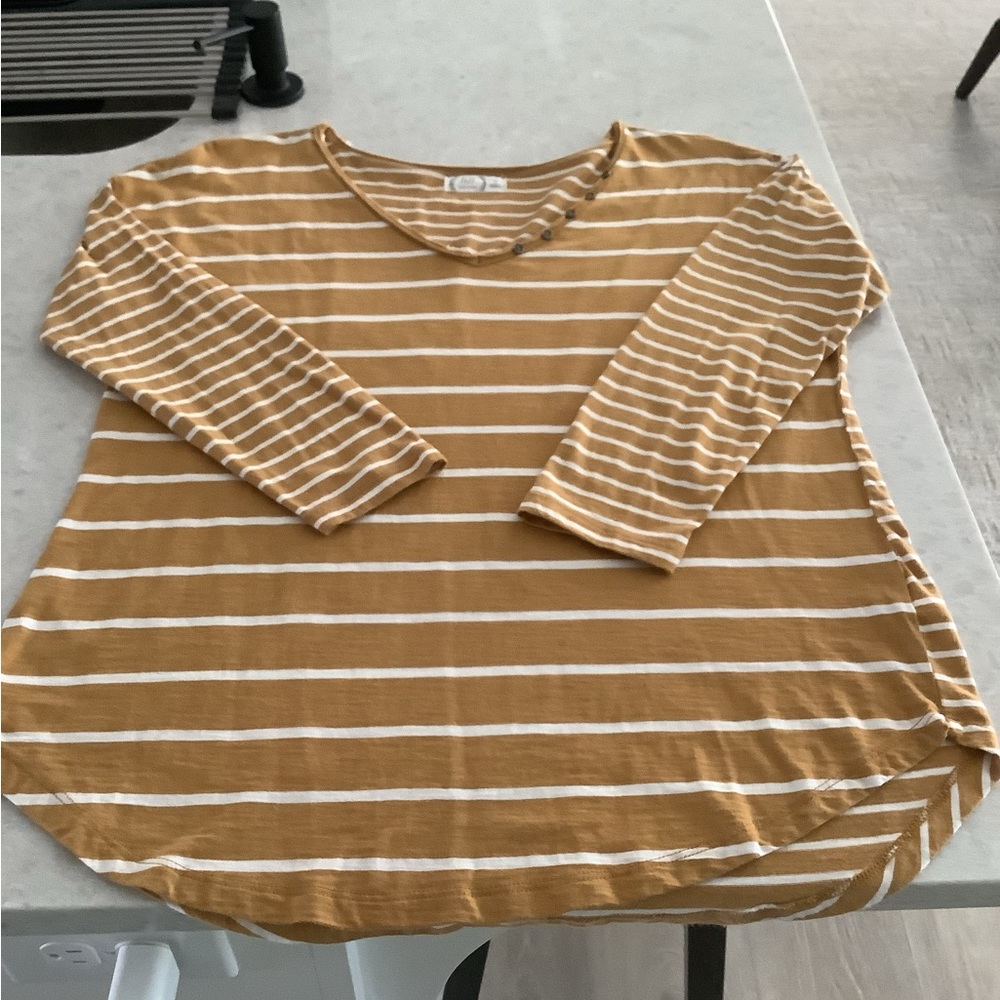 Maurice’s 3/4 length sleeve top